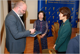 A meeting with the Vice-Chairman of the China Council for the Promotion of International Trade in Hēilóngjiāng Province Yu Xuesong