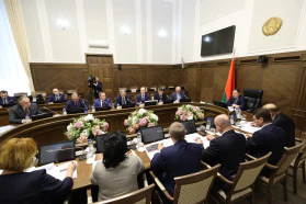 The BelCCI Chairman Mikhael Miatlikov takes part in a meeting of the working group on preparations for the International Industrial Fair Innoprom