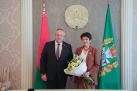 Marina Filonova, General Director of the Gomel Branch of the Belarusian Chamber of Commerce and Industry, was awarded the distinction mark of the BelCCI "For Merit"
