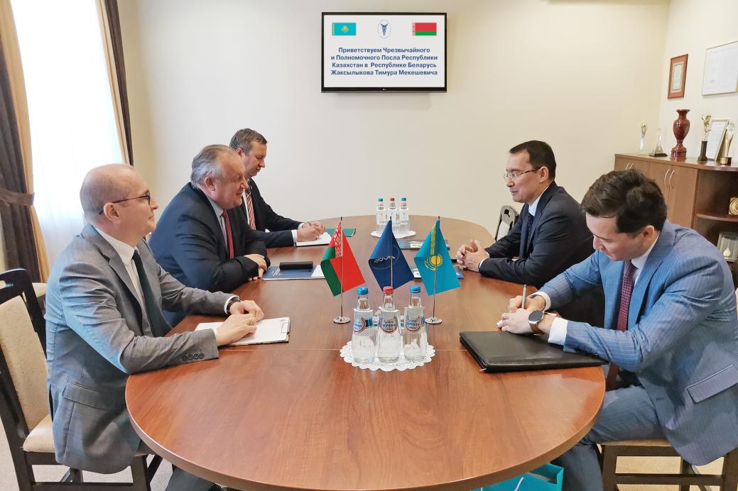 Chairman of the Belarusian Chamber of Commerce and Industry Mikhael Miatlikov met with Ambassador Extraordinary and Plenipotentiary of Kazakhstan Timur Zhaksylykov Chairman of the Belarusian Chamber of Commerce and Industry Mikhael Miatlikov met with Ambassador Extraordinary and Plenipotentiary of Kazakhstan Timur Zhaksylykov